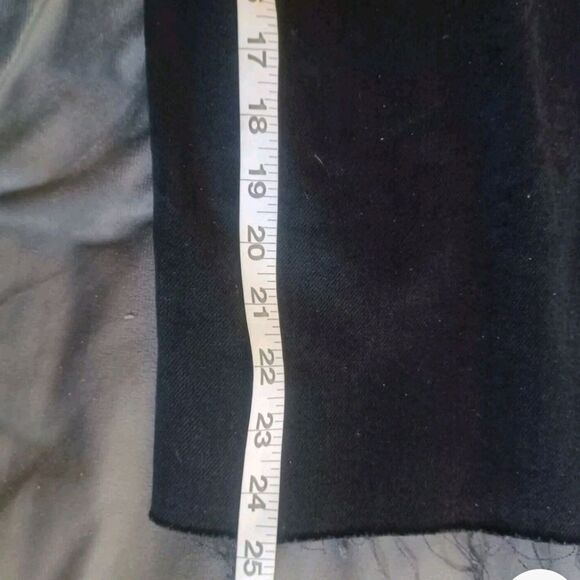 Asos DESIGN Black Wide Leg Denim Jeans Size 16 High Rise Raw Hem - Picture 8 of 8